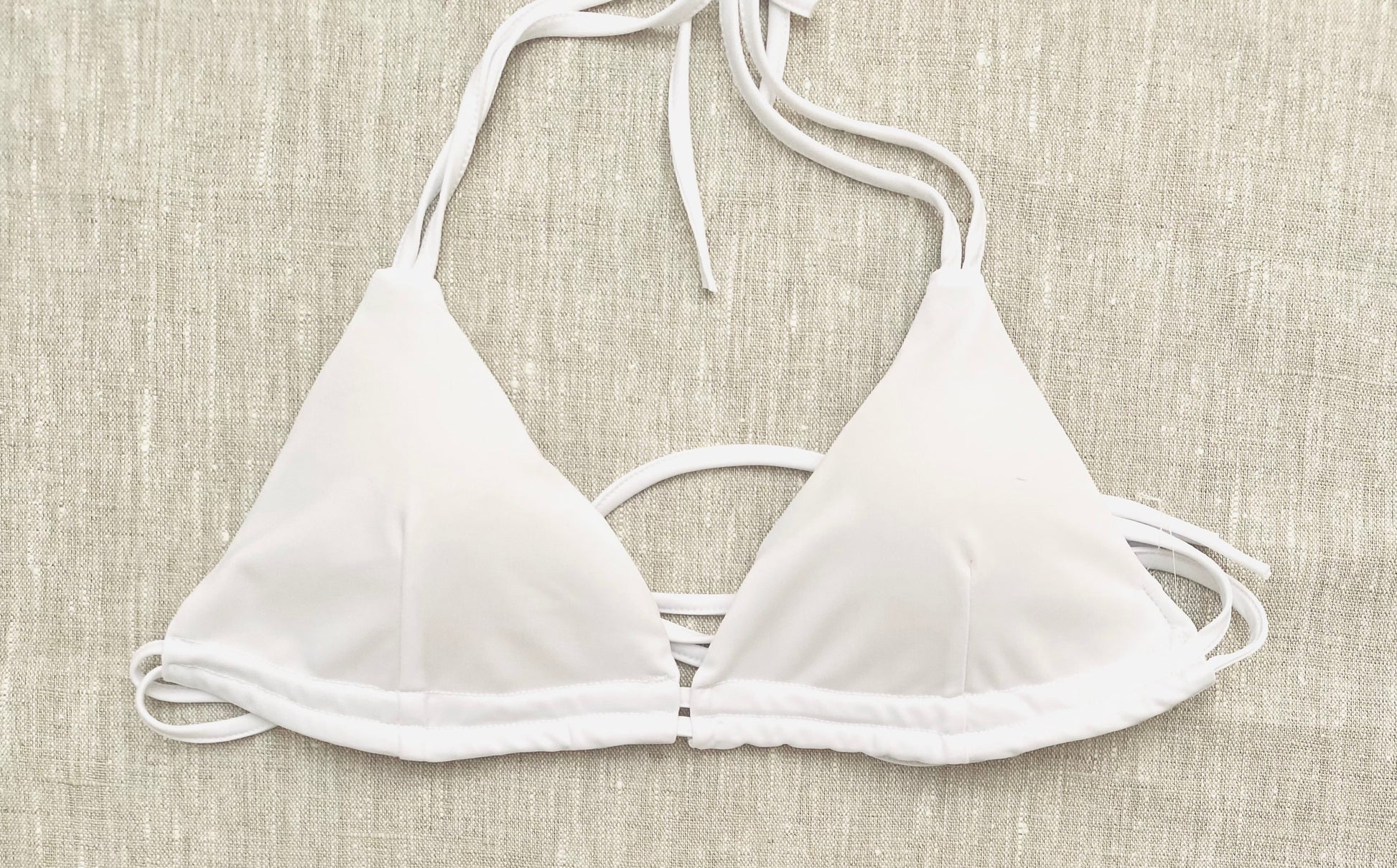 SUNA – Top bikini triángulo
