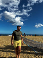 Short de baño TIDE para hombre con bordado de tortuga y cintura ajustable